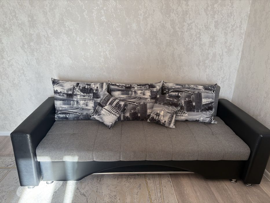 Продам диван в хорошем состоянии