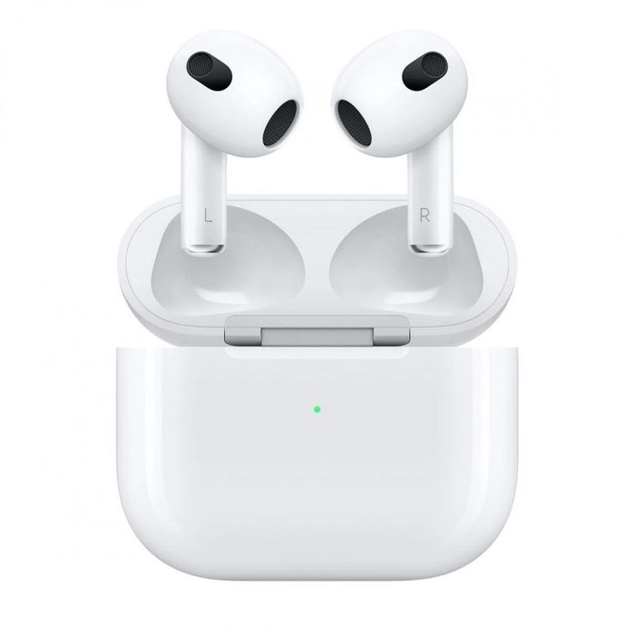 Airpods pro; 3; 2.2 Dubai ORIGINAL