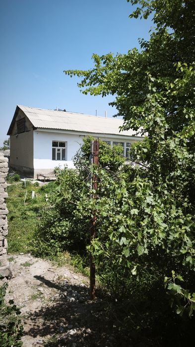 Ховли уй сотилади