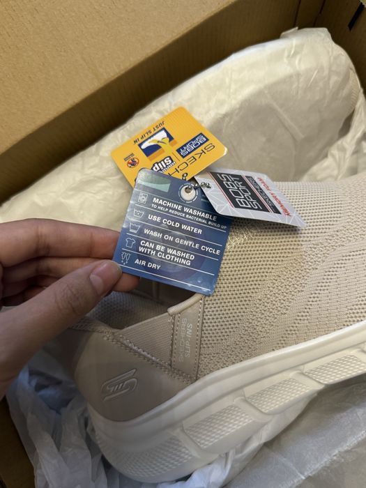 Женские кроссовки Skechers