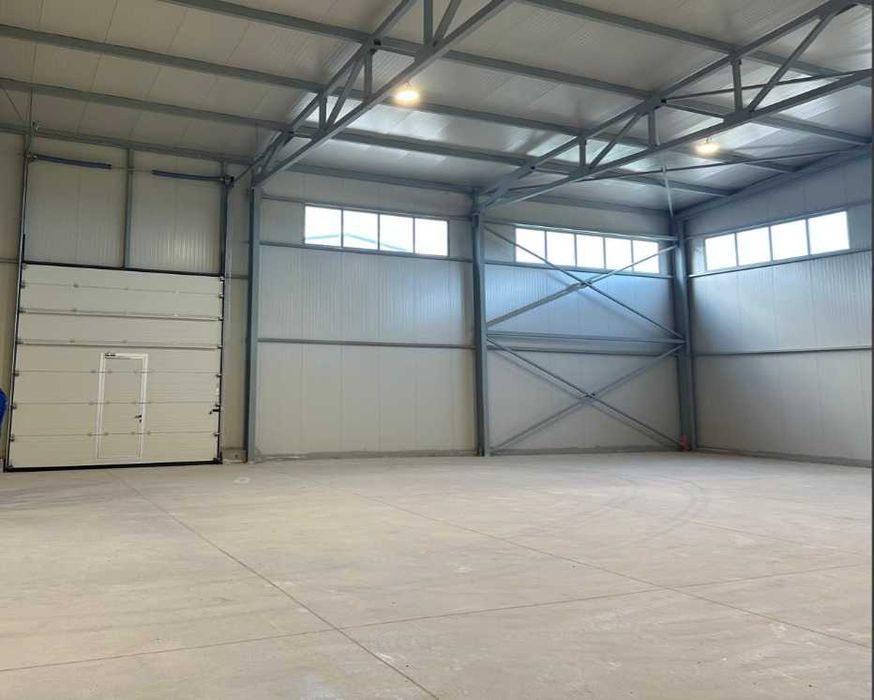 Склад 1260 м2, Тополи