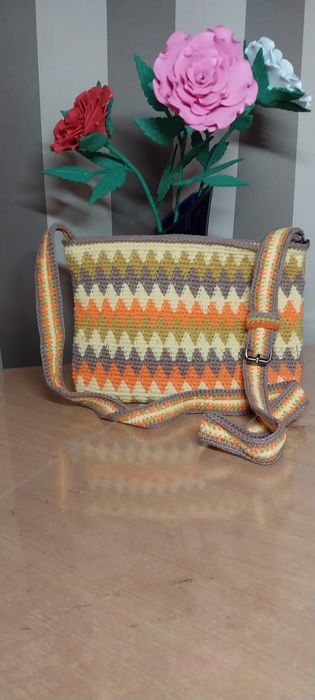 Вязаные сумочки ручной работы