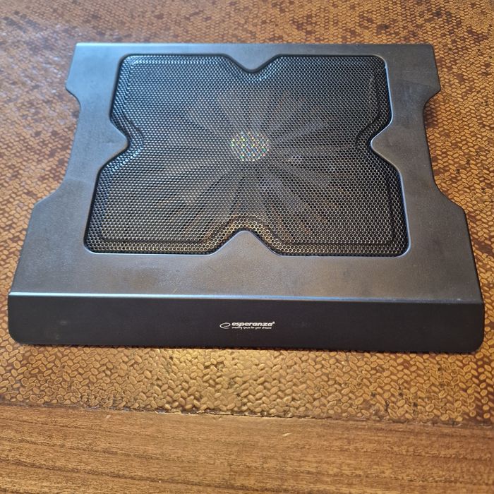 Стойка охладител за лаптоп Esperanza EA122