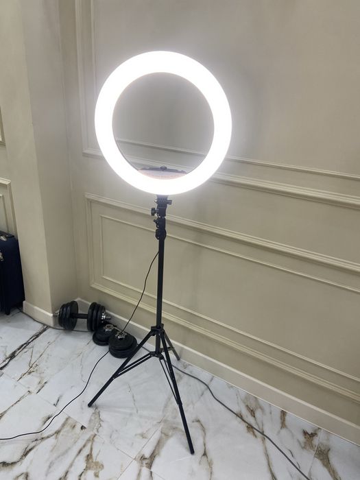 Кольцевая лампа