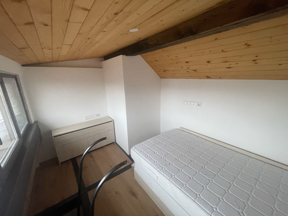 Дава се под наем Етаж от къща в София, Център - 45 кв.м за 648.21 € - Снимка #7