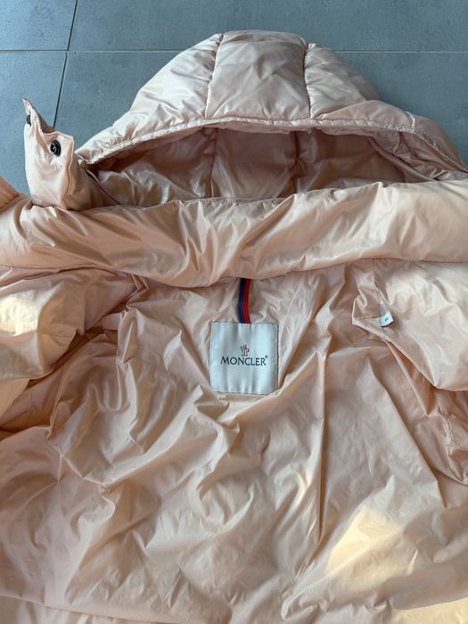 Geaca moncler maya pink