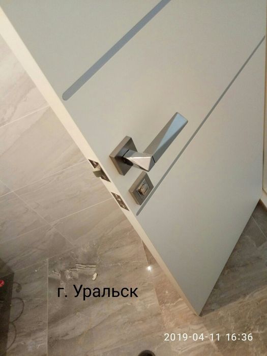 Установка межкомнатных дверей