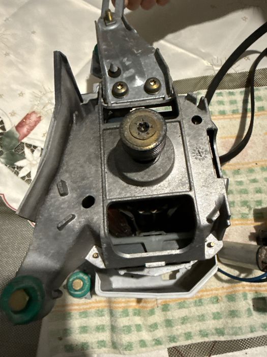 Motor masina spalat Miele,pompa evacuare