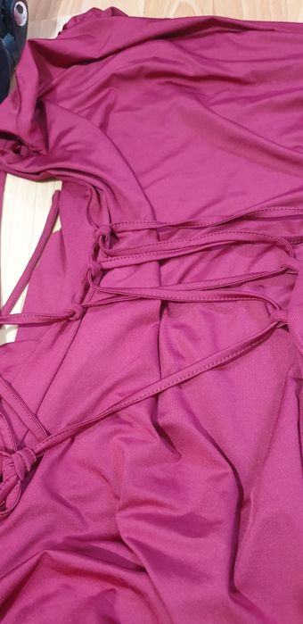 Продается платье новое