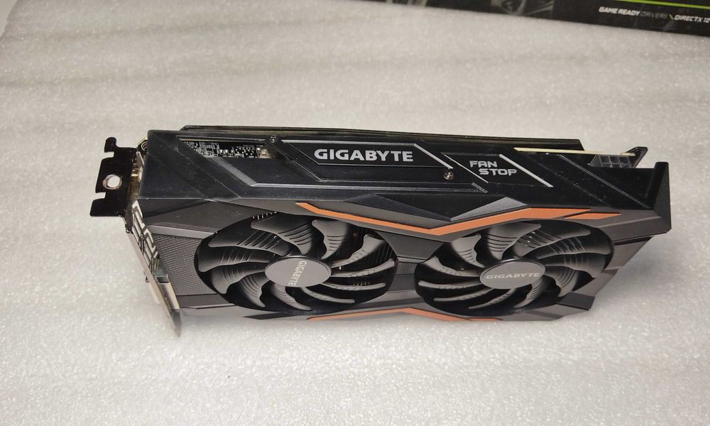 Видеокарты разные