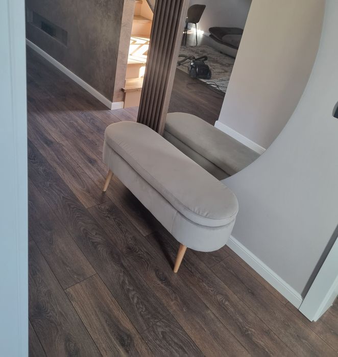 Bancheta hol cu spațiu de depozitare