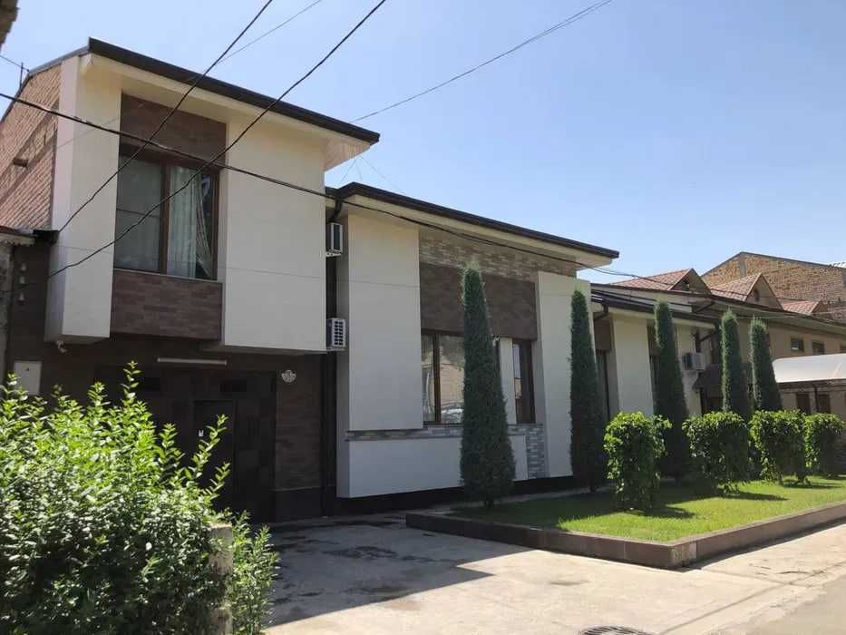 Продаётся Евродом на Шайхантахуре, Кукча махалля, 4-соток (N 9890)