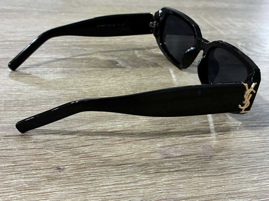 Слънчеви очила YvesSaintLaurent