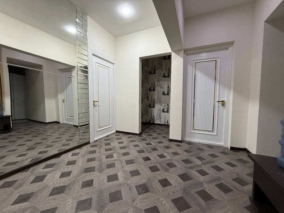 Аренда 4-комнатной квартиры 100м² центр Айбек Мирабад евро ремонт