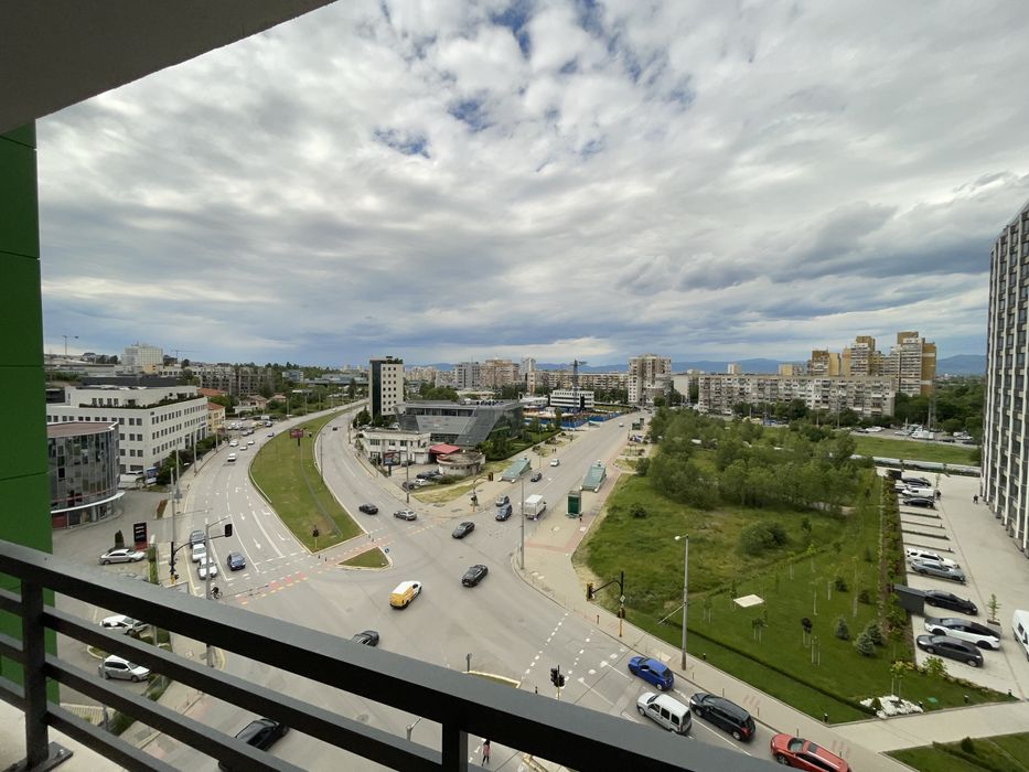 Двустаен Апартамент в Дружба