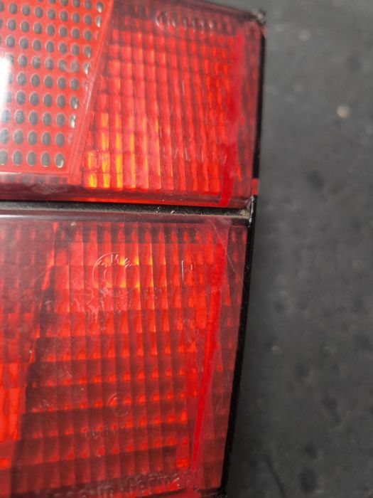 Стопове Хела за BMW E34