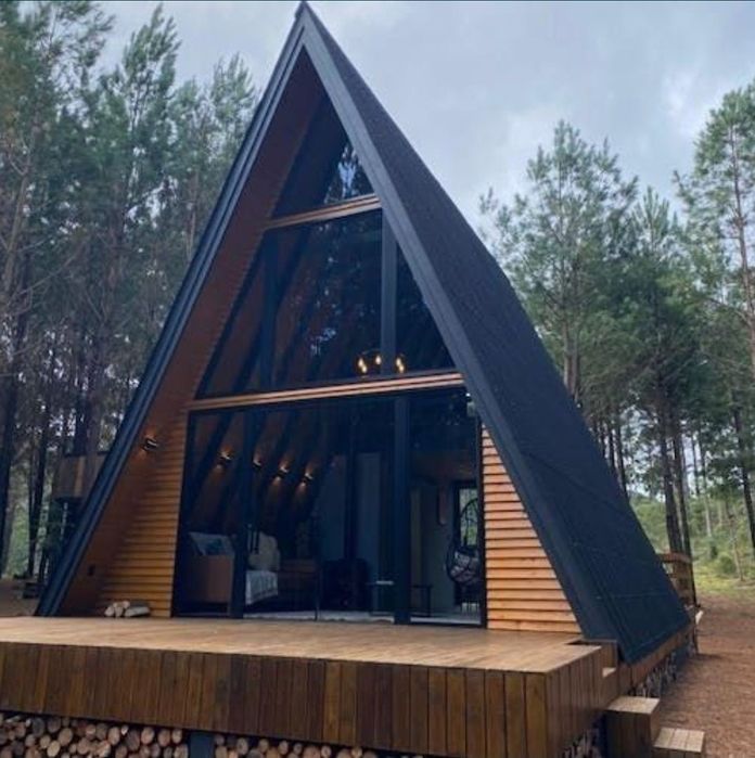 Vând cabane de lemn