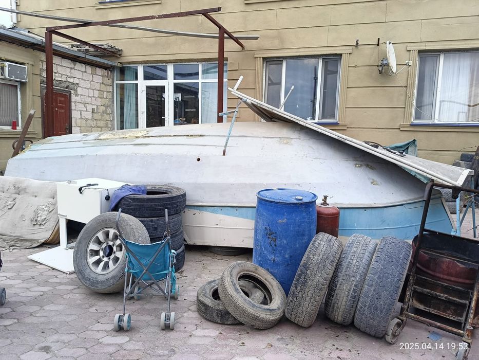 Лодка с прицепом