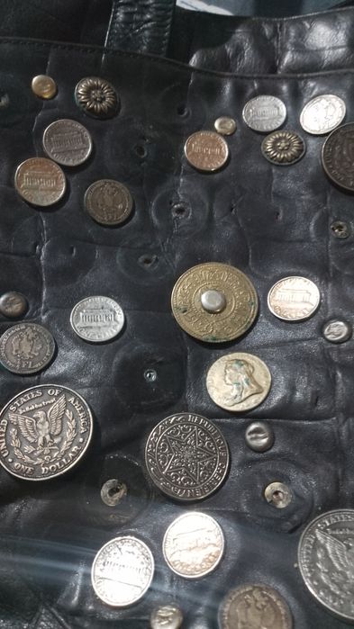 Monede vechi de colecție