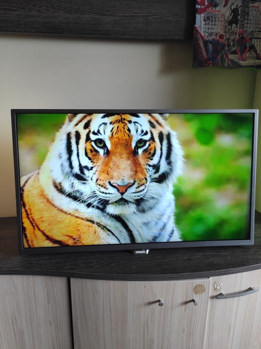Смарт Телевизор PHILIPS 32 инча Android Ambilight