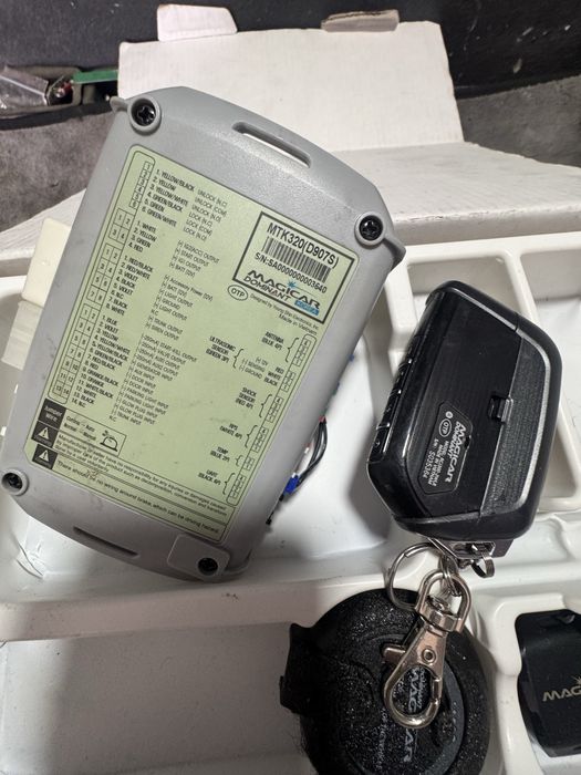 Magicar D907S Dominant j