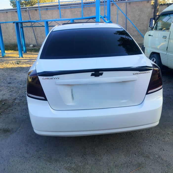 Лоситт 1.8 2011йил