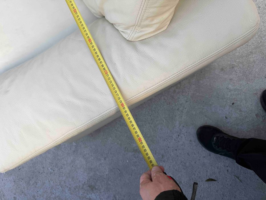 Кожен диван – разтегателен, с функция сън