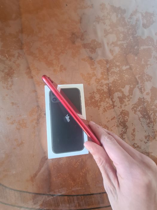 Продам iphone xr 64gb