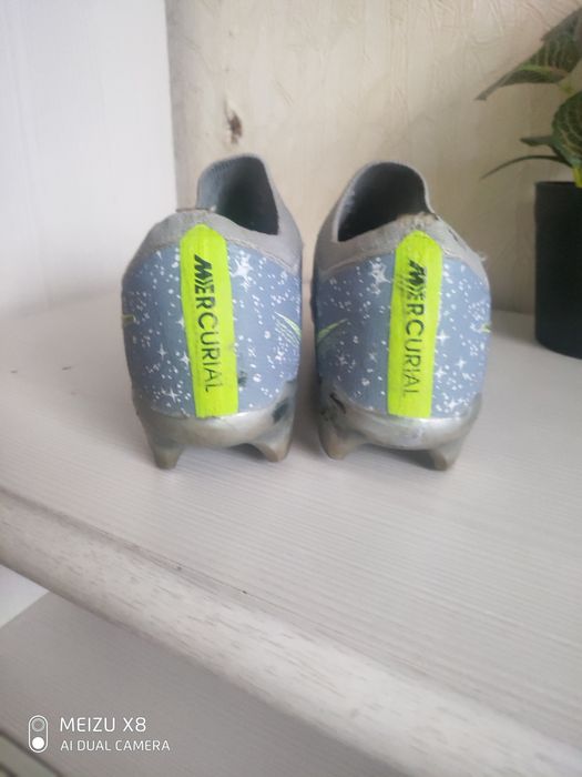 продам бутсы топ срочно