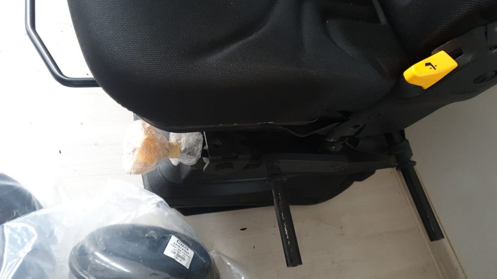 Scaune Excavatoare sau Buldoexcavatoare