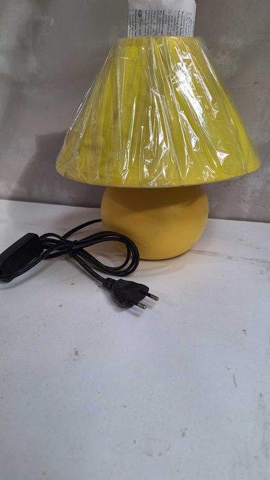 Чисто нова нощна лампа
