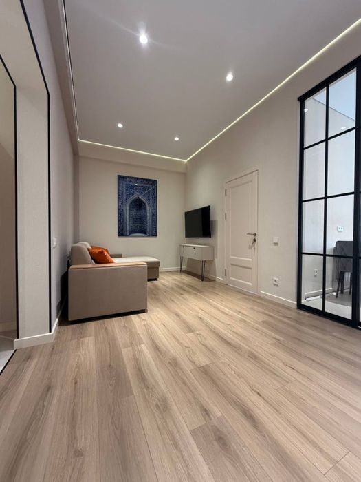 Срочно! 2/4/7 Ялангач ЖК Уют, ориентир 190 школа, 53м2 мебель техника