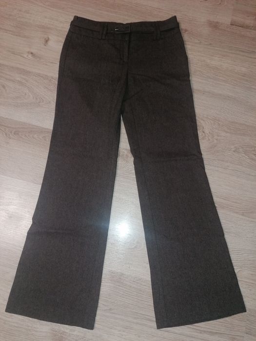 Pantaloni femei, mărime 36