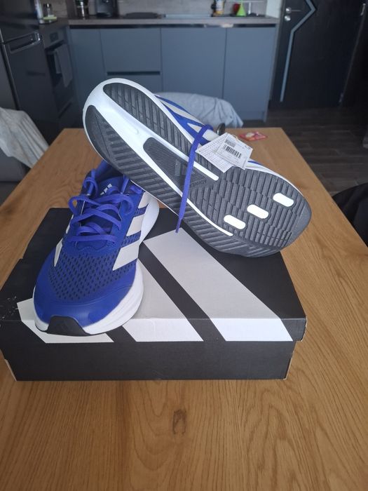 Маратонки Adidas 46/2/3