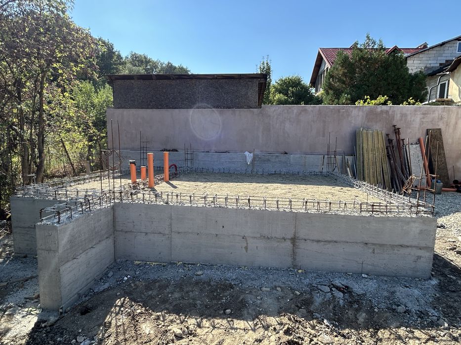 Construcții Argeș - Fundații, plăci beton, zidărie, acoperișuri