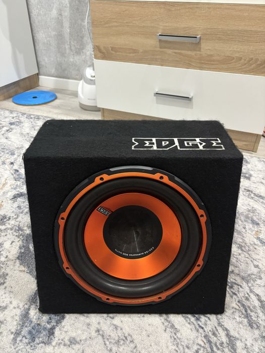 Продаю сабвуфер торг