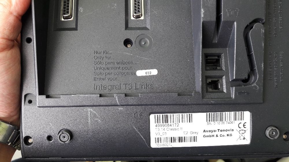 Стационарни професионални офис телефони