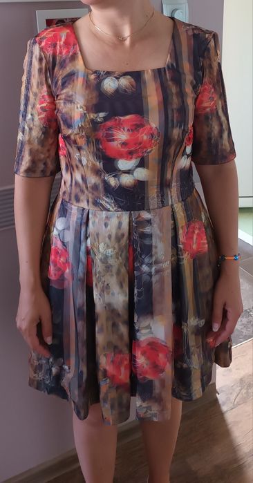 Дамска рокля М-Л нова