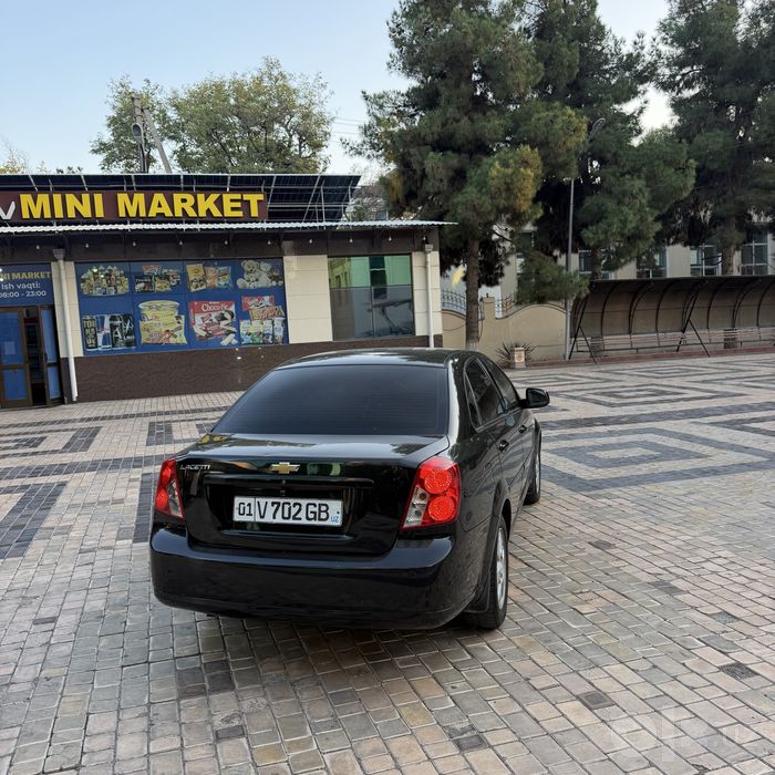 Gentra 2015 A/T sorochna sotiladi