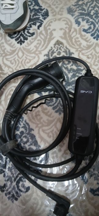 Зарядное устройство BYD учун
