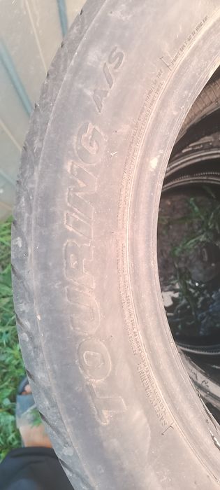 Продам покрышки 4 шт  215*55 R 17