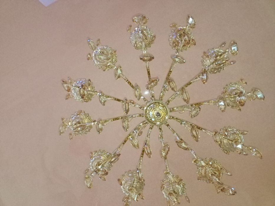 Люстра 12 рожков