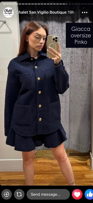 Pinko букле яке/сако със златисти брандирани копчета нова колекция