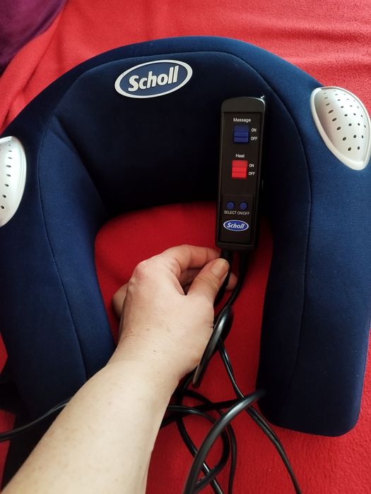 Sholl масажор за врат