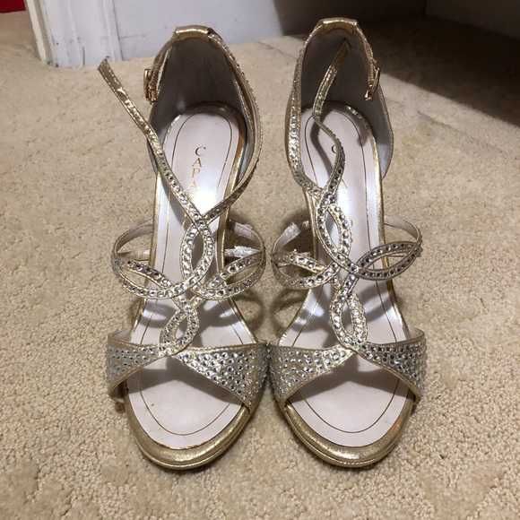 Pantofi , sandale de firma nou la cutie  doar local