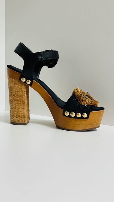 Босоножки Dolce&Gabbana 37р