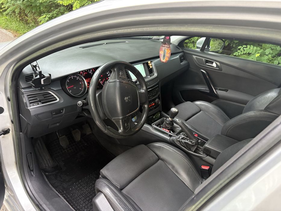 Vand peugeot 508.