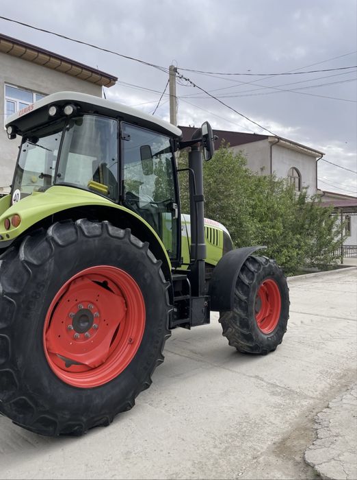 Traktor Arion class 630