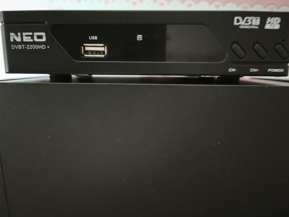 NEO Декодер за Ефирна телевизияЦифров ПриемникDVB-T