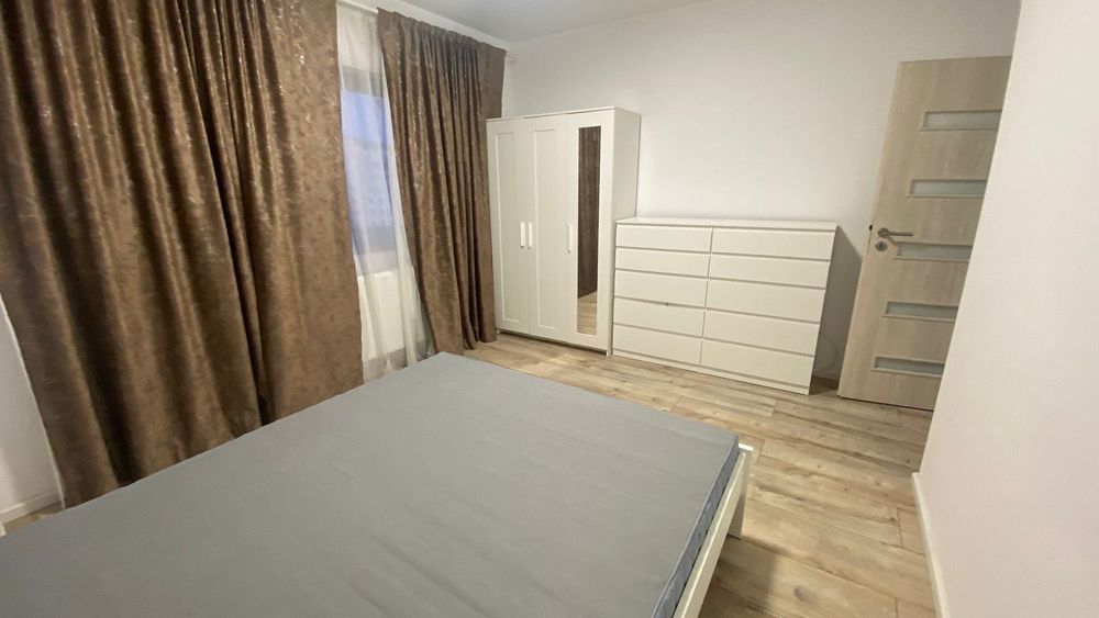 Apartament de închiriat